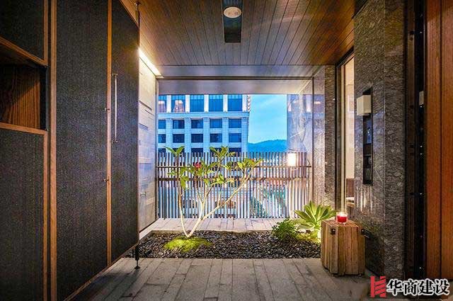 這樣的裝修設計加上160寸投影，沒有人會不喜歡