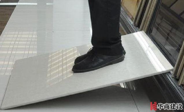 衛生間裝修時該如何挑選瓷磚，裏面大有學問