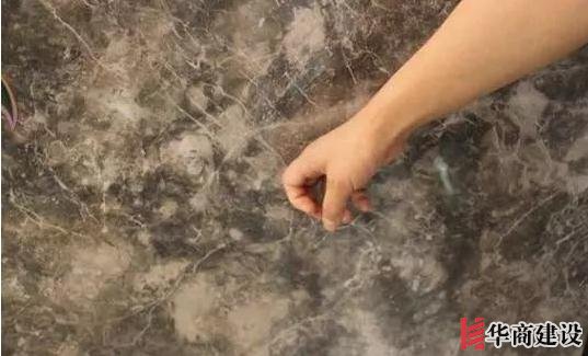 衛生間裝修時該如何挑選瓷磚，裏面大有學問